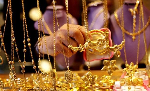 سعر الذهب اليوم الاثنين في مصر يهبط 15 جنيها مع بداية التعاملات