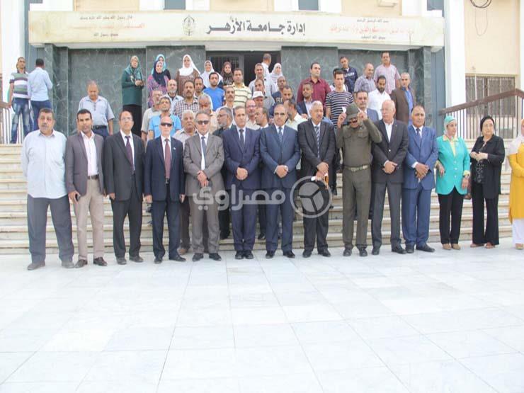 رئيس جامعة الأزهر نقف يدًا واحدة مع الجيش والشرطة (1)                                                                                                                                                   