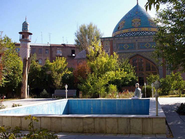 بالصور المسجد الأزرق.. الوجه الإسلامية في العاصمة الأرمينية (1)                                                                                                                                         
