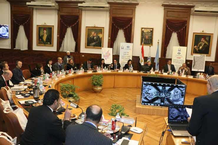 محافظ القاهرة ومسئولي البنك الدولي                                                                                                                                                                      