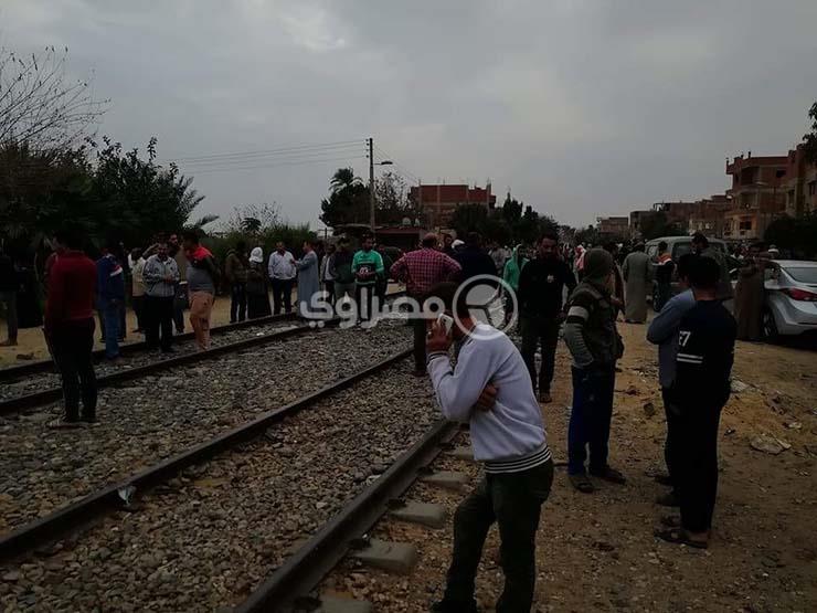 مصرع طفلة صدمها قطار في الإسماعيلية  (1)                                                                                                                                                                