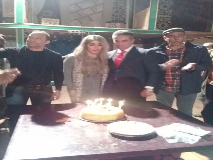 كيف فاجأ المتحدث العسكري السابق إيمان أبو طالب في عيد ميلادها (1)                                                                                                                                       