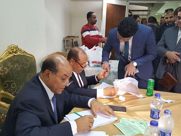 محمد أبوسيف رئيسًا لنادي قضاة أسيوط (2)                                                                                                                                                                 