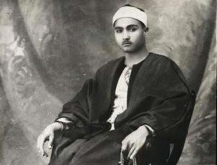 في ذكرى وفاته .. صور نادرة لملك المقامات القرآنية الشيخ مصطفى إسماعيل  (1)                                                                                                                              