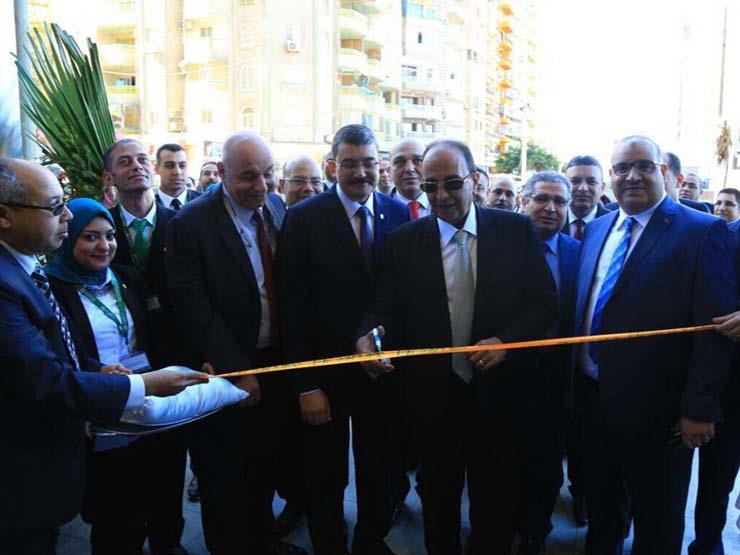 البنك الأهلي يفتتح فرع المنتزه بالإسكندرية بعد تطويره (1)                                                                                                                                               