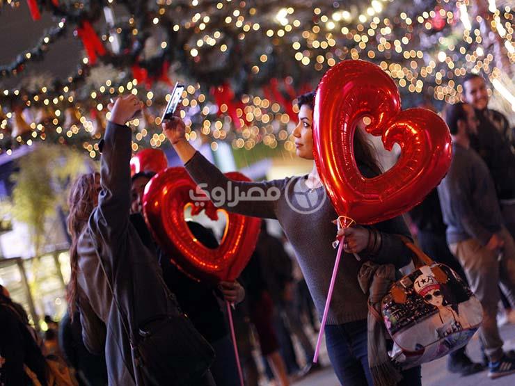 احتفالات المصريين بالعام الجديد بمنطقة التجمع الخامس (1)                                                                                                                                                