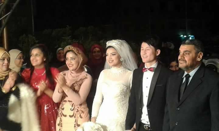بالصور.. حقيقة إشهار شاب صيني إسلامه للزواج من فتاة مصرية (1)                                                                                                                                           