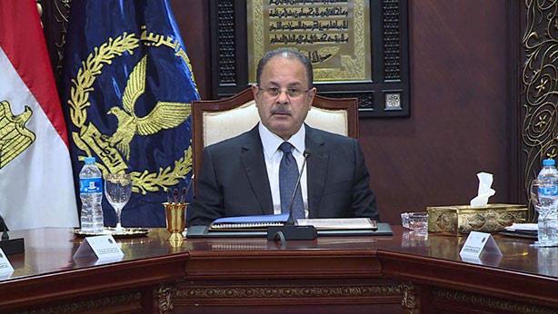 وزير الداخلية خلال لقاء موسع مع مساعدي الوزير (1)                                                                                                                                                       