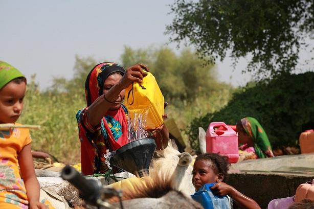 النزاع في اليمن يتسبب بأسوأ أزمة غذائية في العالم                                                                                                                                                       