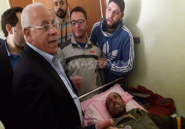 محافظ بورسعيد يطمئن على مصاب كوبري النصر العائم (1)                                                                                                                                                     