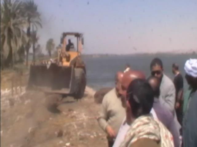 إزالة 16 حالة تعدٍ على مجرى النيل بالمنيا (1)                                                                                                                                                           