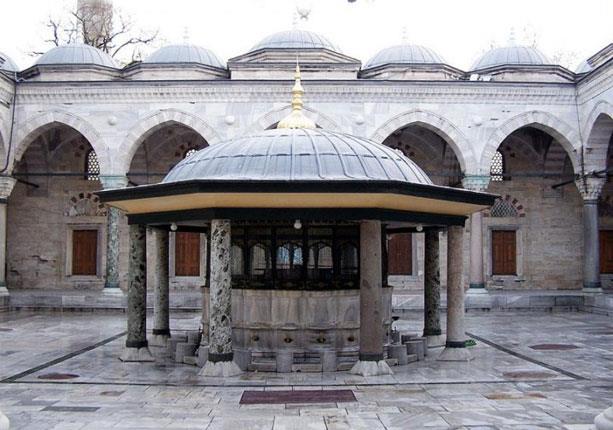 مسجد السلطان بايزيد.. حكاية أثر يونانى افقدته النيران قيمته فى ثوانى (1)                                                                                                                                