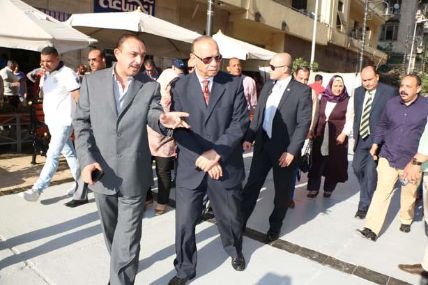 محافظ القاهرة يتفقد أعمال تطوير شارع الألفي وسراي الأزبكية (1)                                                                                                                                          