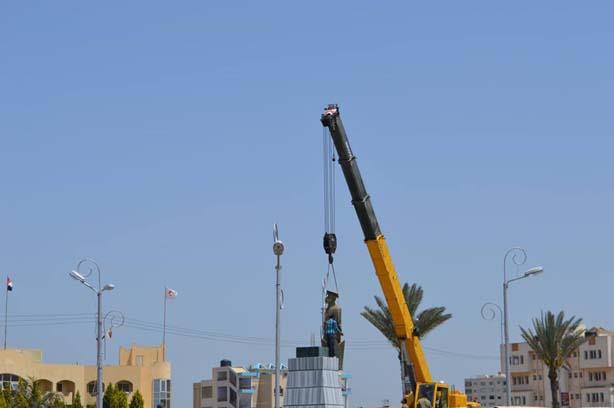 تمثال زويل يعود إلى ميدانه بكفر الشيخ (1)                                                                                                                                                               