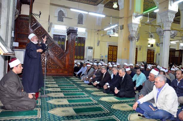محافظ القليوبية يشهد الاحتفال بذكرى النصف من شعبان في مسجد ناصر (1)                                                                                                                                     