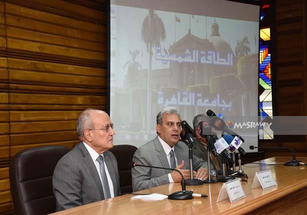 افتتاح محطة طاقة شمسية في جامعة القاهرة بحضور وزير الانتاج الحربي (1)                                                                                                                                   
