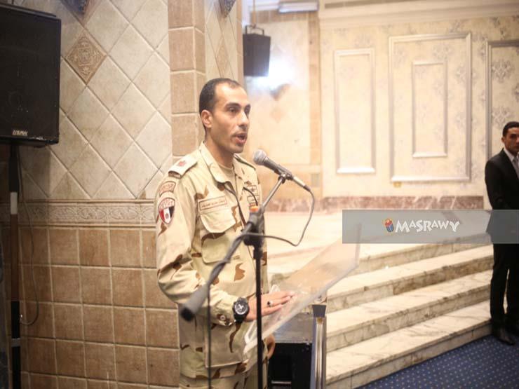 تكريم أسر شهداء الجيش بحفل إفطار الدفعة 104 حربية (1)                                                                                                                                                   