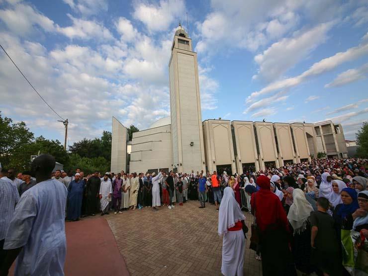 صلاة العيد بالمسجد الكبير بمدينة ليون الفرنسية (1)                                                                                                                                                      