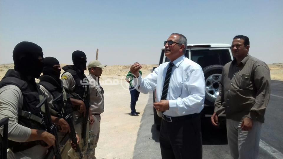مدير أمن سوهاج يتفقد التمركزات الأمنية بالطريق الصحراوي الغربي (1)                                                                                                                                      