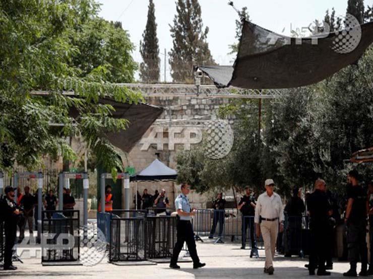 البوابات الإلكترونية التي تقيمها قوات الاحتلال على أبواب الأقصى                                                                                                                                         