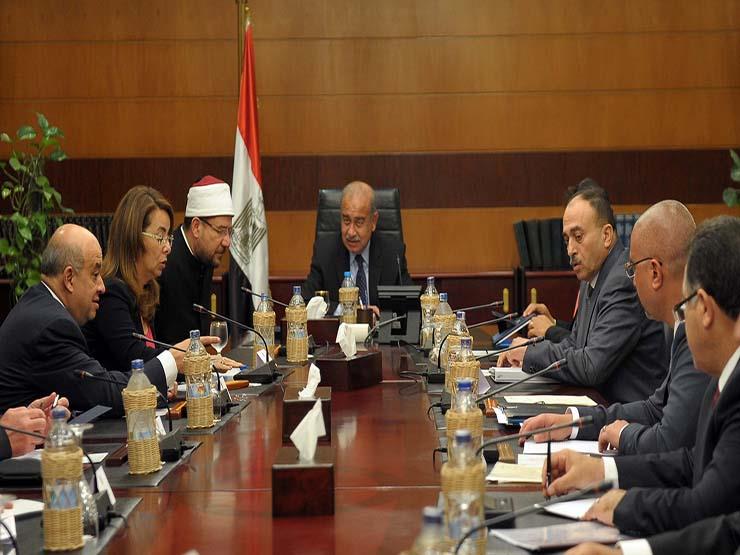 اجتماع اللجنة العليا لموسم الحج برئاسة المهندس شريف إسماعيل (1)                                                                                                                                         