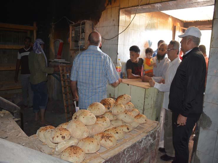 محافظ الوادي الجديد يقرر بيع الخبز المدعم (1)                                                                                                                                                           