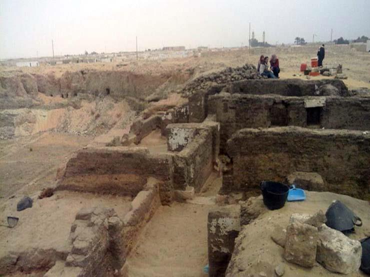 اكتشاف مدينة قبطية عمرها 1600 عام (1)                                                                                                                                                                   
