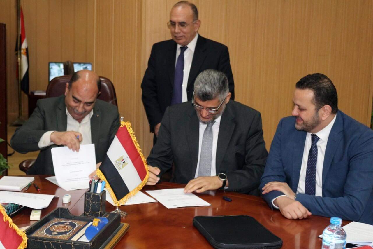 توقيع عقد دراسات مشروع المترو بمدينة المنصورة (1)                                                                                                                                                       