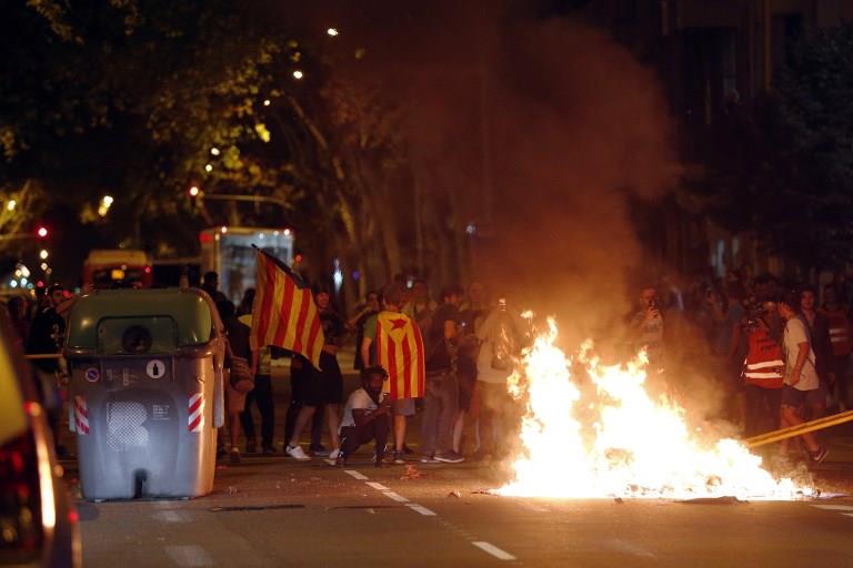 اشتباكات بمدينة كتالونيا الإسبانية (1)                                                                                                                                                                  