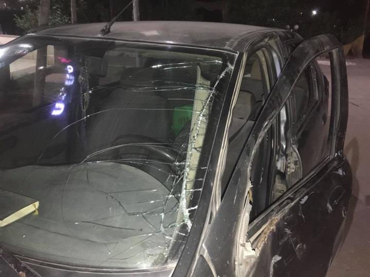 تحطم سيارة إيناس عز الدين في حادث سير (1)                                                                                                                                                               