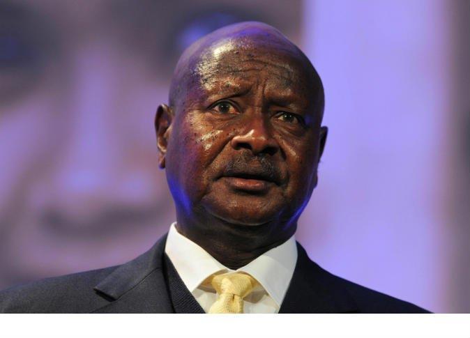 الرئيس الأوغندي يستبعد فرض الإغلاق للحد من انتشار إيبولا