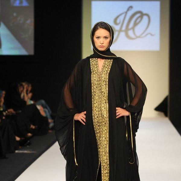 الأزياء العربية بعيون روسية.. أول ملتقى موضة يجمع مصممي عرب وروسيين                                                                                                                                     