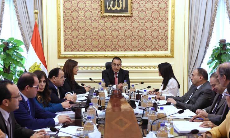 اجتماع اللجنة الوزارية الاقتصادية (1)                                                                                                                                                                   