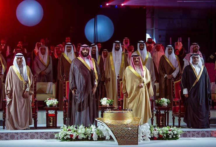 ملك البحرين وولي العهد السعودي يدشنان خط أنابيب نفط (1)                                                                                                                                                 