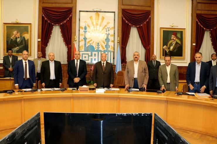 لقاء محافظ القاهرة بأعضاء البرلمان (1)                                                                                                                                                                  
