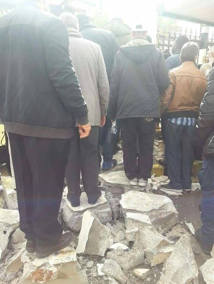 محتجون ليبيون يقتحمون مبنى رئاسة الوزراء بالعاصمة طرابلس (2)