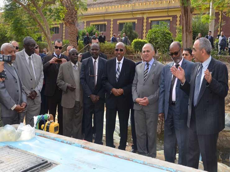 وزير الري ونظيره السوداني يتفقدان المركز القومي لبحوث المياه (1)