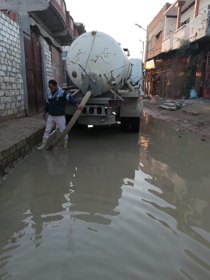 استمرار أعمال شفط مياه الأمطار بالإسكندرية (1)                                                                                                                                                          