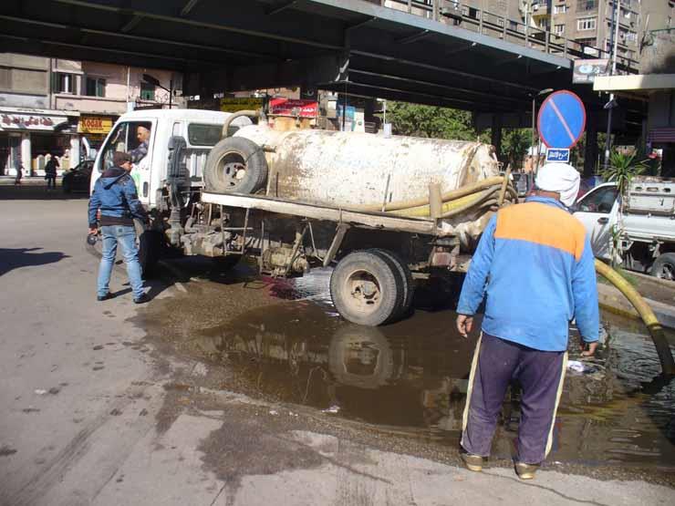شفط مياه الأمطار من شوارع الجيزة (1)                                                                                                                                                                    