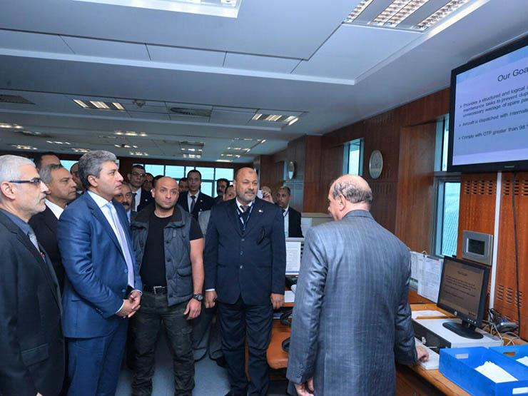 وزير الطيران يفتتح مبنى الصيانة الجديد بمطار القاهرة  (1)                                                                                                                                               