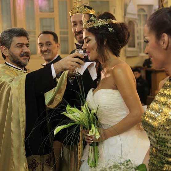كندة حنا تحتفل بعيد زواجها (1)                                                                                                                                                                          