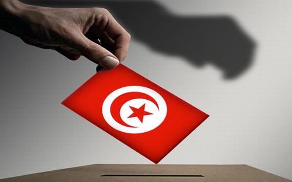 خلافات حول قرار ابعاد بقايا حزب بن علي من عضوية مراكز الاقتراع خلافات حول قرار ابعاد بقايا حزب بن علي من عضوية مراكز الاقتراع