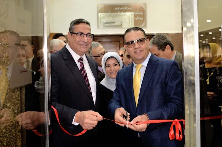 رئيس جامعة المنصورة يفتتح متحف التشريح بكلية الطب (1)                                                                                                                                                   