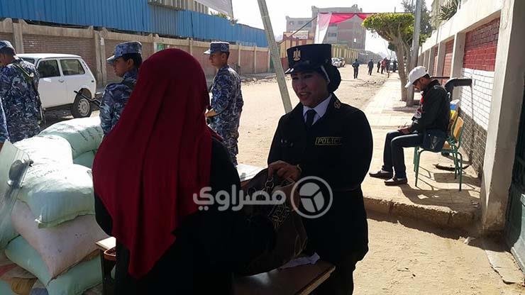 الشرطة النسائية تؤمن لجان الإسكندرية (1)                                                                                                                                                                