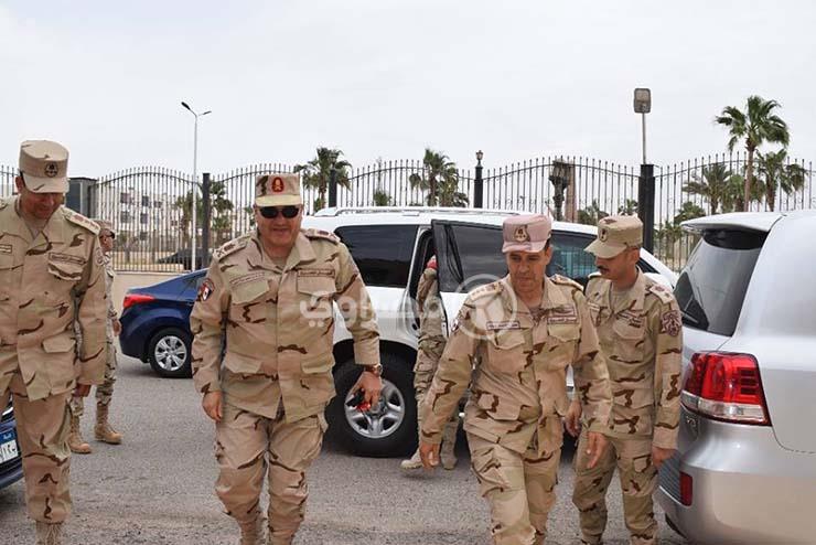 قائد الجيش الثالث يصل إلى جنوب سيناء (1)                                                                                                                                                                