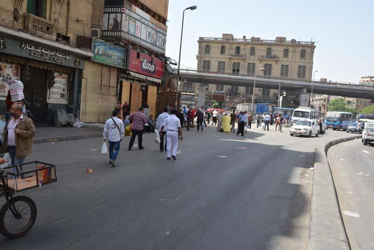 حملة مكبرة لتطهير ميدان العتبة من الباعة الجائلين (1)                                                                                                                                                   