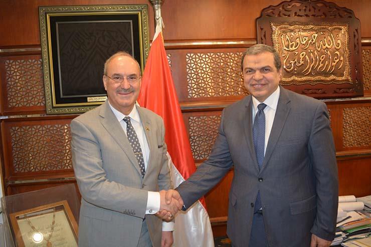 اجتماع وزير القوى العاملة مع حبيب الصدر سفير دولة العراق (1)                                                                                                                                            