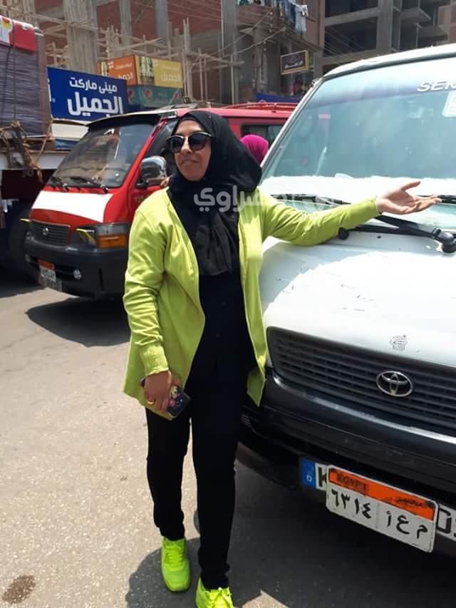 الأسطى ريهام أول سائقة ميكروباص في المنوفية                                                                                                                                                             