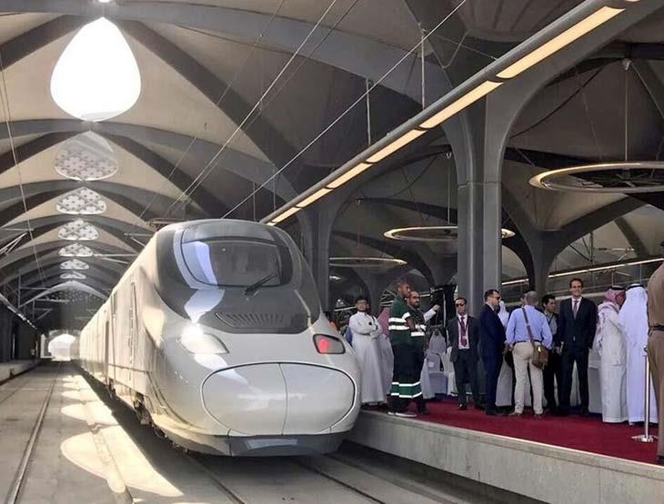 اليوم انطلاق رحلات قطار الحرمين بين مكة والمدينة (1)                                                                                                                                                    