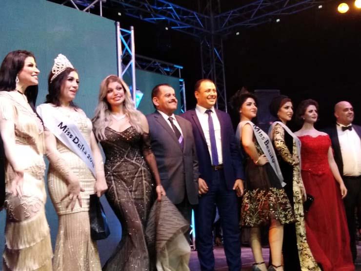 ملكة جمال الدلتا خلال تتويجها على منصة التكريم                                                                                                                                                          